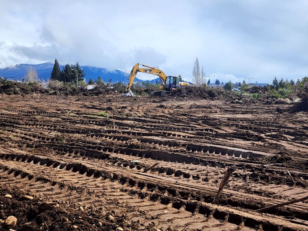 Movimiento de Suelo Maxiconsumo – Bariloche